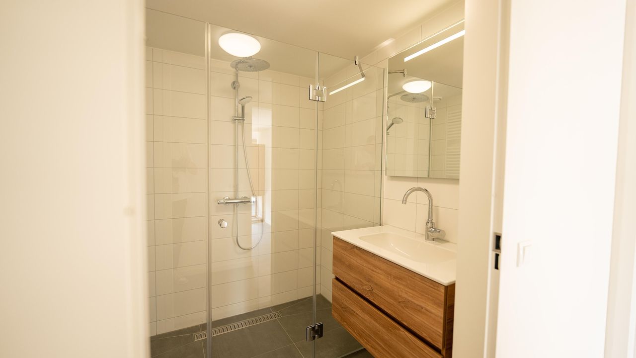 BathRoom BathRoom